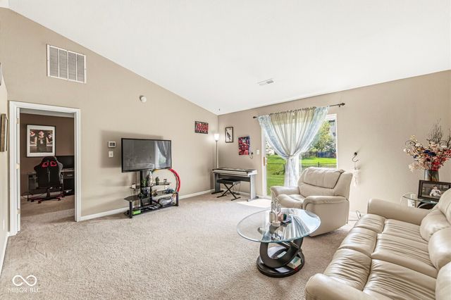 10695 Magenta Drive, Noblesville, IN 46060