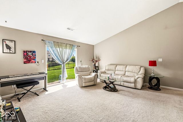 10695 Magenta Drive, Noblesville, IN 46060