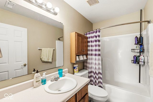 10695 Magenta Drive, Noblesville, IN 46060