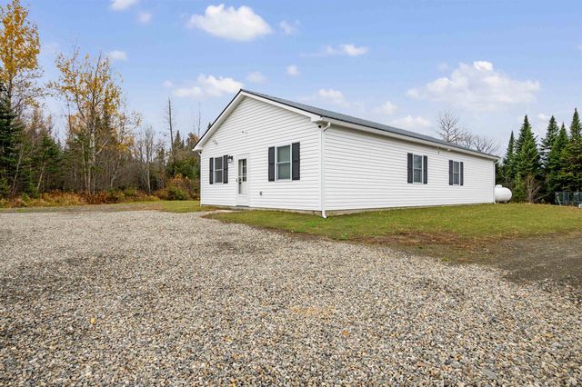 130 Poisson Drive, Canaan, VT 05903