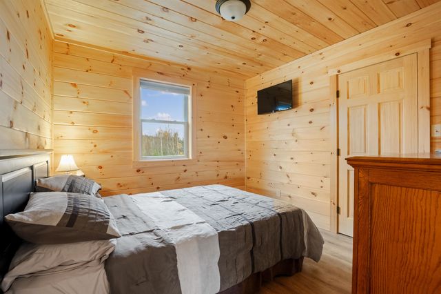 130 Poisson Drive, Canaan, VT 05903