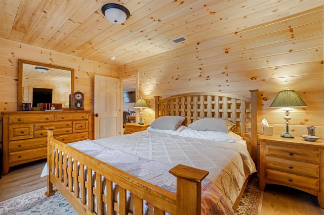 130 Poisson Drive, Canaan, VT 05903