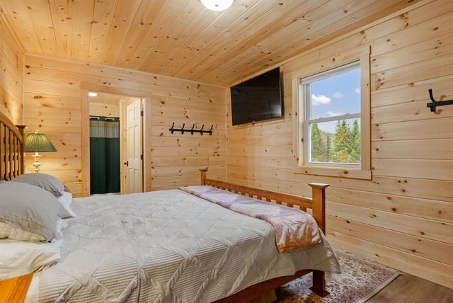 130 Poisson Drive, Canaan, VT 05903