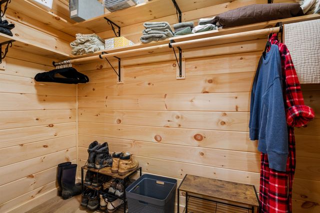130 Poisson Drive, Canaan, VT 05903