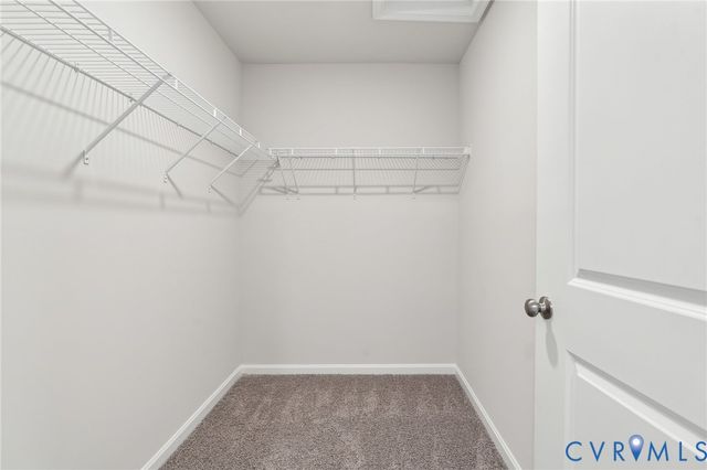 99 Byway Cir, Kilmarnock, VA 22482