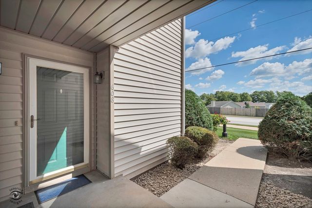 608 Huntington Court 608, Bourbonnais, IL 60914