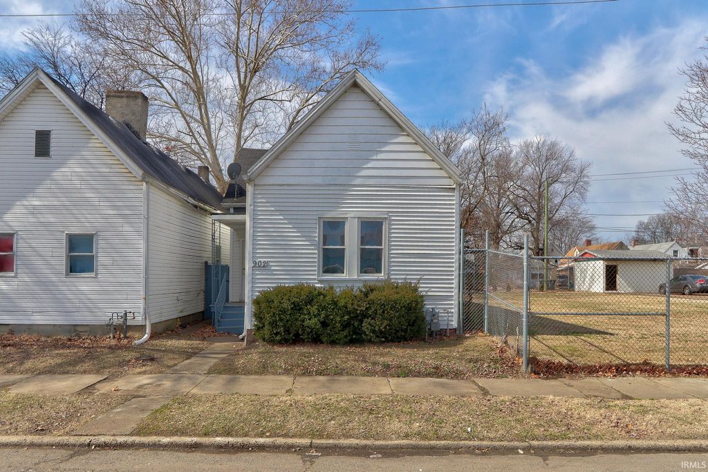 902 N Garvin Street, Evansville, IN 47711