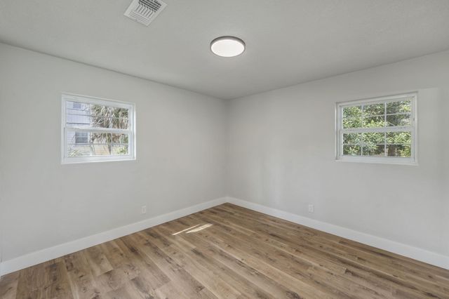 315 NW Leah Miller Drive, Fort Walton Beach, FL 32548