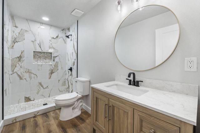 315 NW Leah Miller Drive, Fort Walton Beach, FL 32548