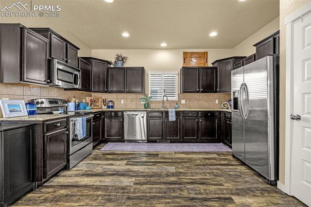 898 Antrim Loop, Colorado Springs, CO 80910