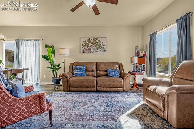 898 Antrim Loop, Colorado Springs, CO 80910