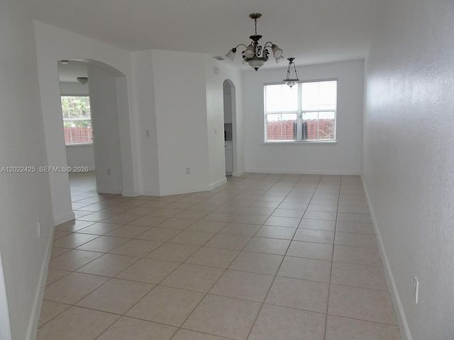 5460 NW 107th Ave 115, Doral, FL 33178