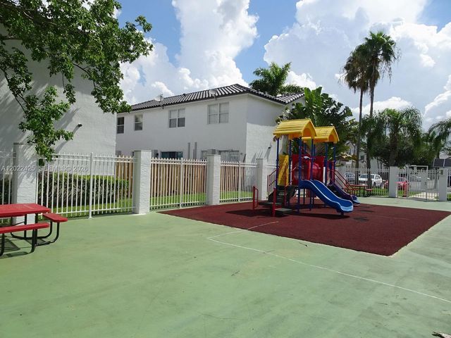 5460 NW 107th Ave 115, Doral, FL 33178