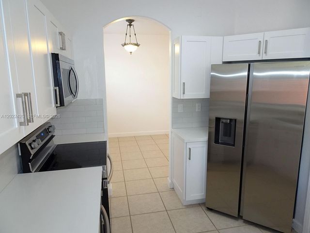 5460 NW 107th Ave 115, Doral, FL 33178