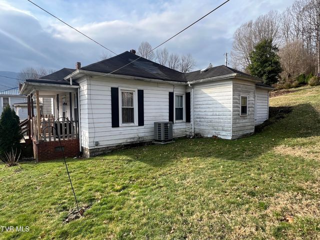 231 Northwest 11th Street, Norton, VA 24273