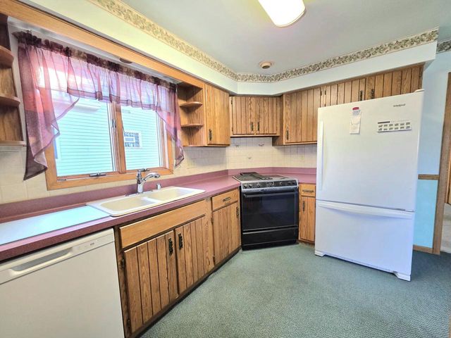 1126 High AVENUE, Sheboygan, WI 53081