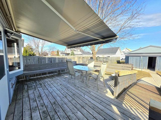 1126 High AVENUE, Sheboygan, WI 53081