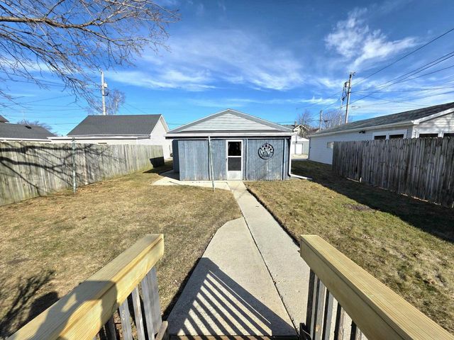 1126 High AVENUE, Sheboygan, WI 53081