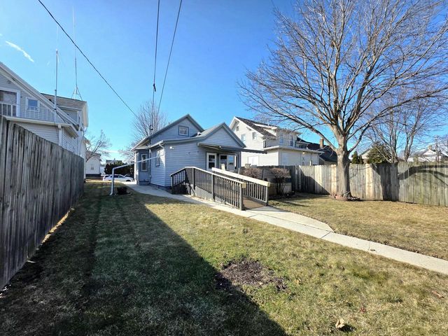 1126 High AVENUE, Sheboygan, WI 53081