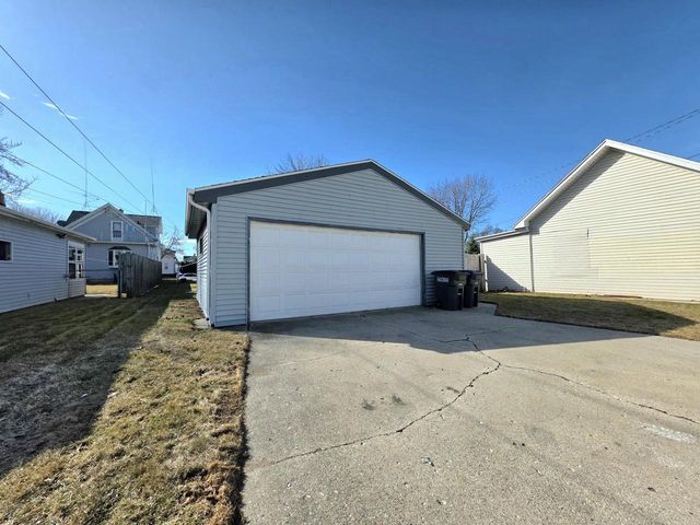 1126 High AVENUE, Sheboygan, WI 53081