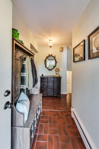 170 Eastview Avenue, Crystal Lake, IL 60014