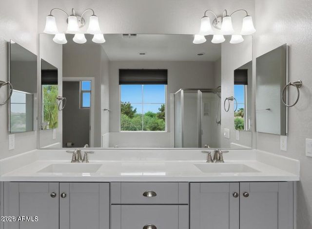 1942 S SYCAMORE Place, Chandler, AZ 85286