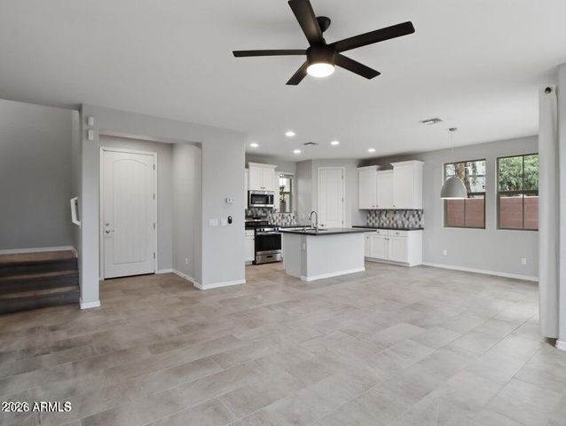 1942 S SYCAMORE Place, Chandler, AZ 85286