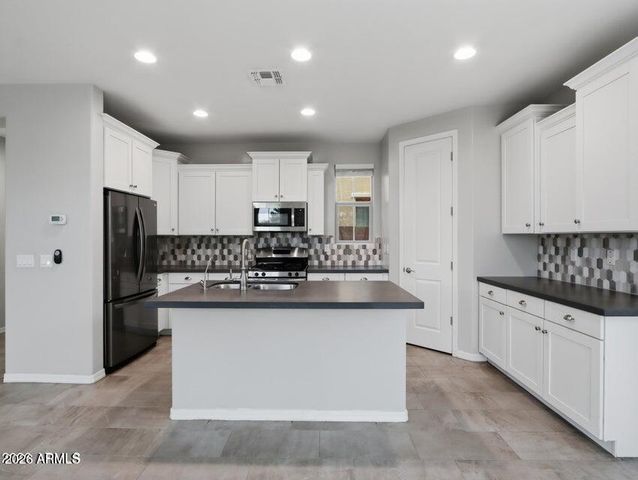1942 S SYCAMORE Place, Chandler, AZ 85286