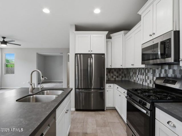 1942 S SYCAMORE Place, Chandler, AZ 85286