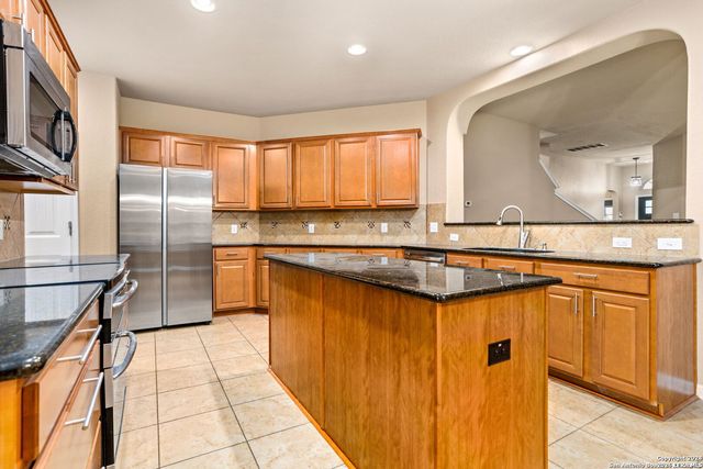809 Laserra, Cibolo, TX 78108
