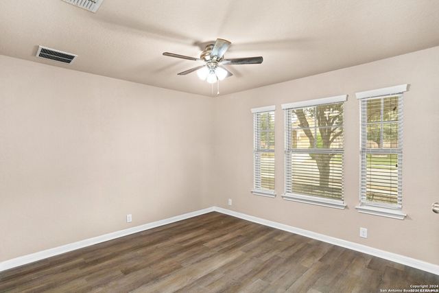 809 Laserra, Cibolo, TX 78108