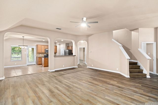 809 Laserra, Cibolo, TX 78108