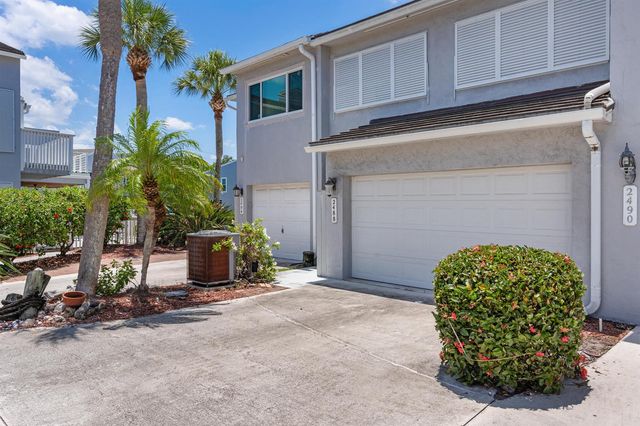 2488 Harbour Cove Drive, Fort Pierce, FL 34949