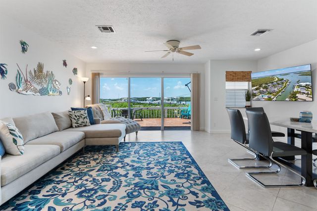 2488 Harbour Cove Drive, Fort Pierce, FL 34949