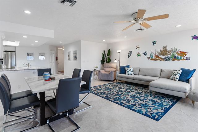 2488 Harbour Cove Drive, Fort Pierce, FL 34949