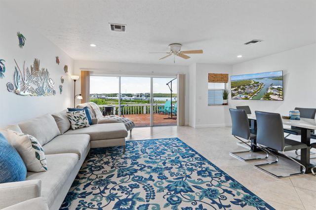 2488 Harbour Cove Drive, Fort Pierce, FL 34949