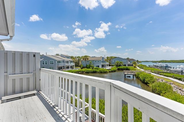 2488 Harbour Cove Drive, Fort Pierce, FL 34949