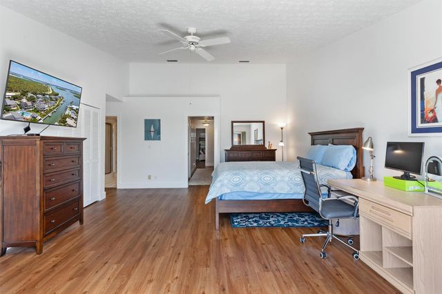 2488 Harbour Cove Drive, Fort Pierce, FL 34949