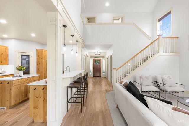 4172 W Miners Farm Dr, Boise, ID 83714