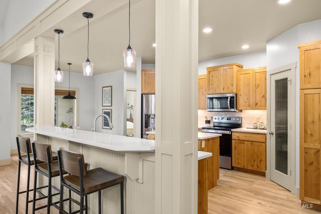 4172 W Miners Farm Dr, Boise, ID 83714