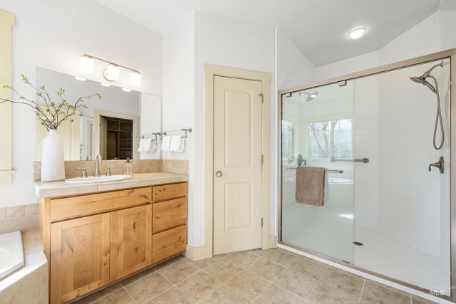 4172 W Miners Farm Dr, Boise, ID 83714