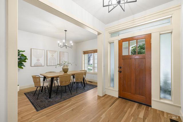 4172 W Miners Farm Dr, Boise, ID 83714