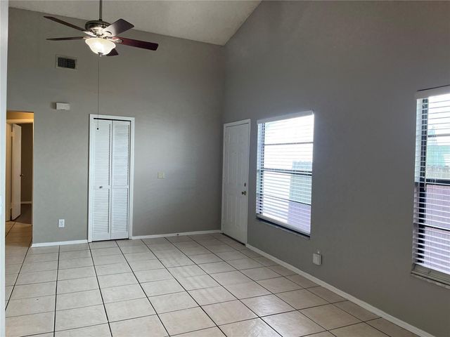 2451 E ILLIANA STREET, Orlando, FL 32806