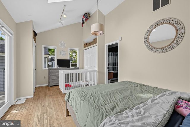 336 10TH AVE, Lindenwold, NJ 08021