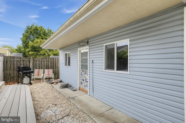 336 10TH AVE, Lindenwold, NJ 08021
