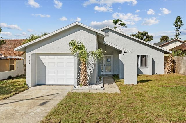 2224 GREENVIEW CIRCLE, Orlando, FL 32808