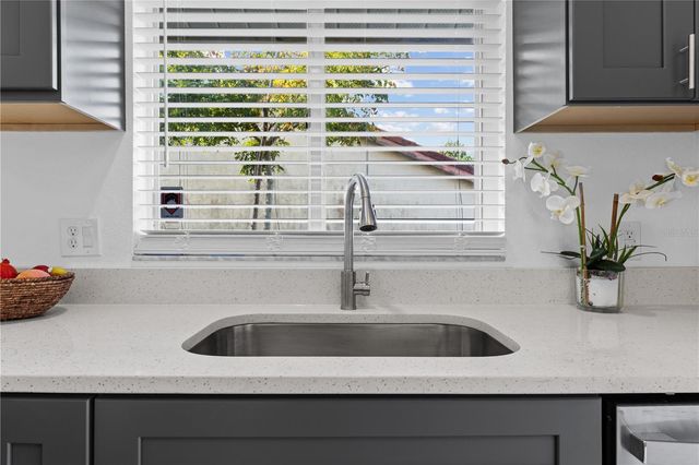 2224 GREENVIEW CIRCLE, Orlando, FL 32808