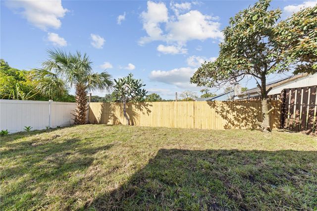 2224 GREENVIEW CIRCLE, Orlando, FL 32808