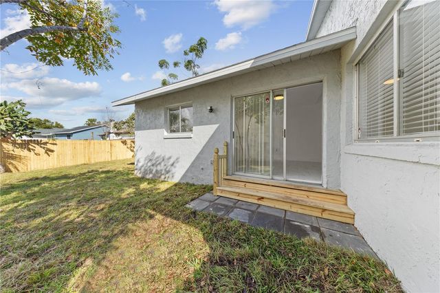 2224 GREENVIEW CIRCLE, Orlando, FL 32808