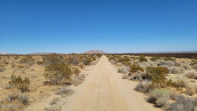 132nd St W & Melody Ln, Rosamond, CA 93560